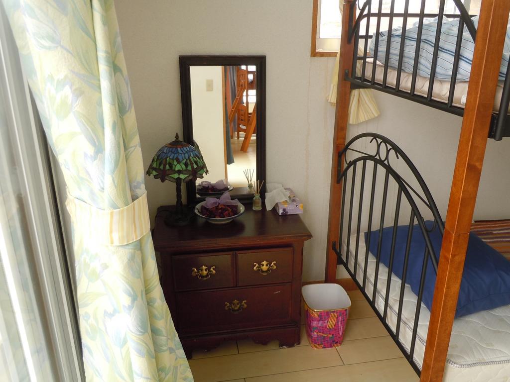 Guest House Route 6 Yomitan Zewnętrze zdjęcie